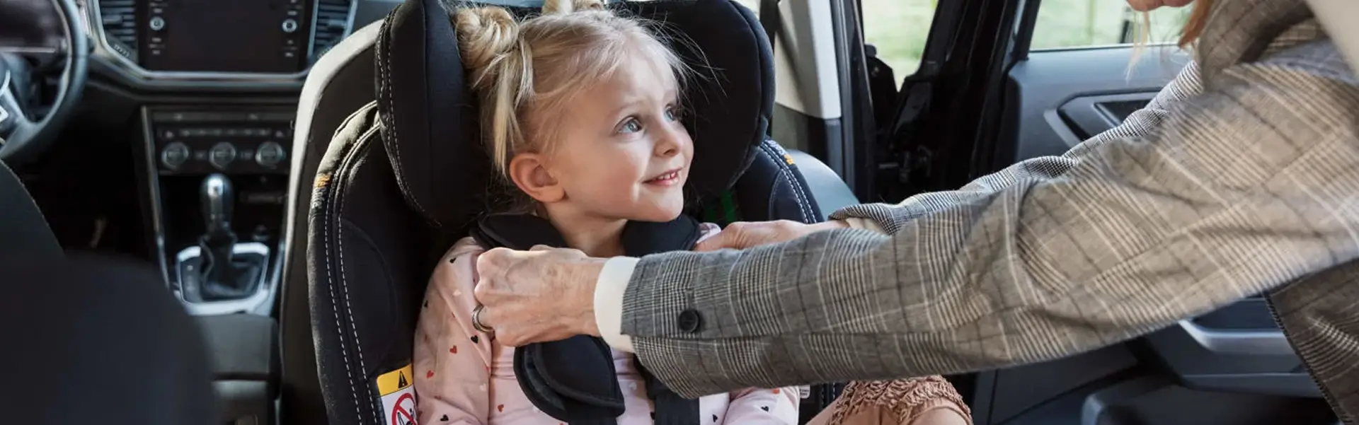 Der BeSafe iZi Modular A X1 i-Size-Autositz im Schwarzwaldkind Onlineshop Der BeSafe iZi Modular A X1 i-Size-Autositz im Schwarzwaldkind Onlineshop