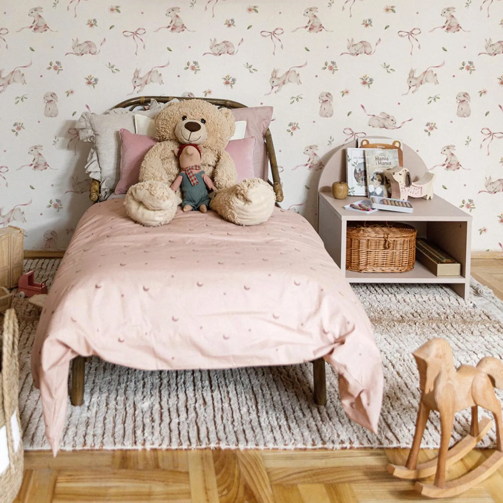 Dekornik Pink rabbits on white Kinderzimmer Tapete – Bild 2