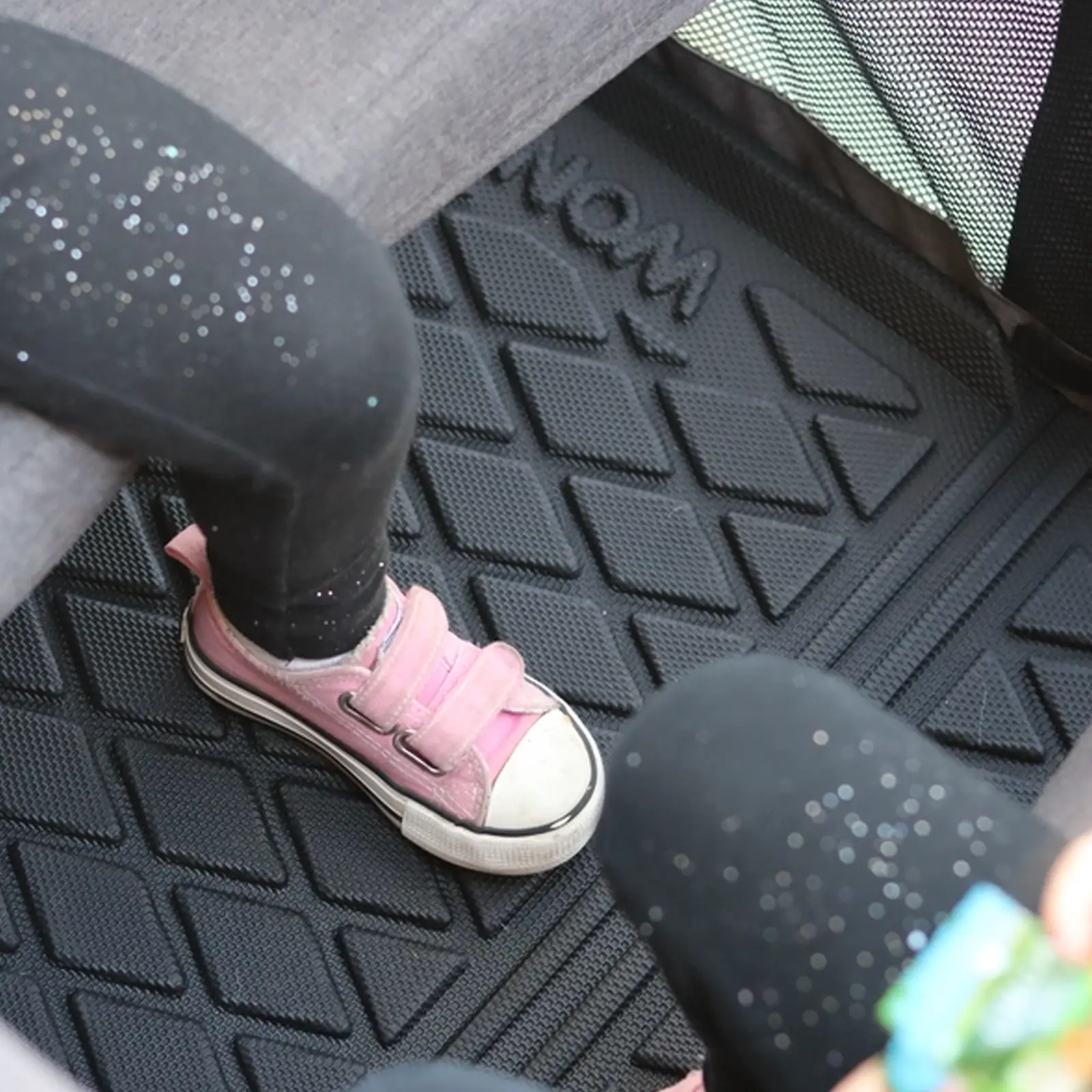 Ddie Wonderfold Allwetter-Fußmatte W2 im Einsatz